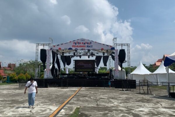 Galeri Sewa Panggung Rigging (3)